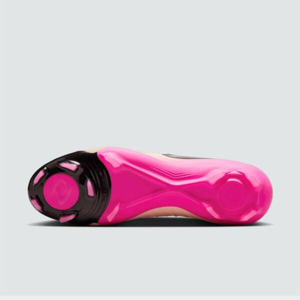 Nike Phantom GX 2 Pro Firm-Ground Low-Top Football Boot - Image 3